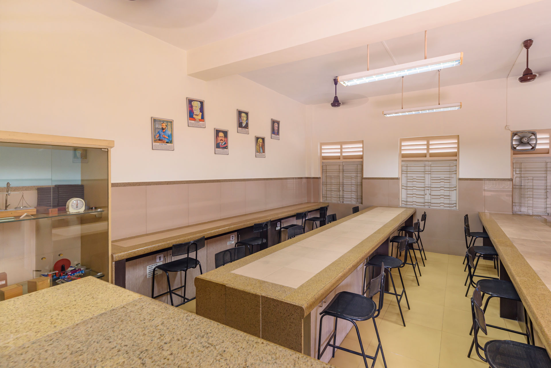 Physics Lab - Children's Academy Ashok Nagar